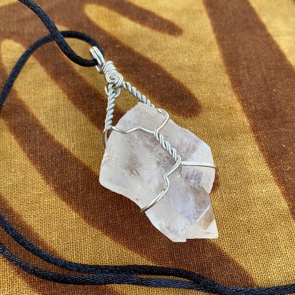 Handmade Quartz Crystal Wrap Necklace - Picture 2 of 3